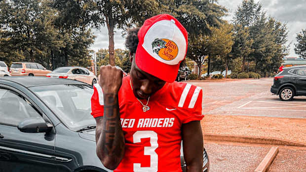Mazeo Bennett Greenville (S.C.) High School - Class of 2024 Wide Receiver